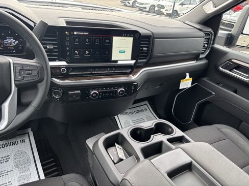 New 2026 GMC Sierra 2500 SLE w/ SLE Convenience Package image 15