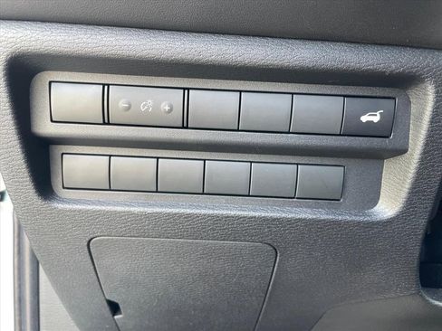 Used 2022 Mitsubishi Outlander SE image 13