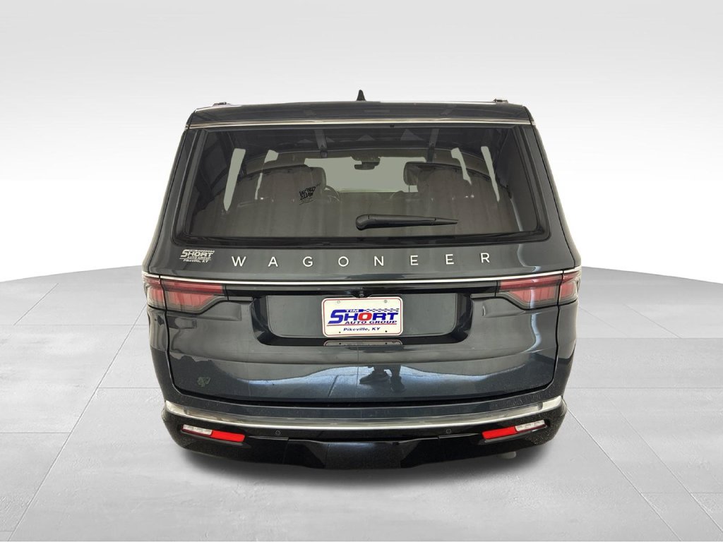 Used 2025 Jeep Wagoneer Series III w/ Premium Group I AWD/4WD image 5