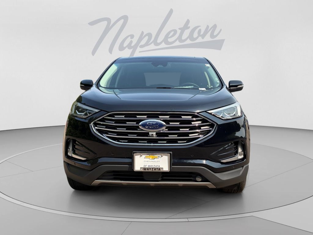 Used 2020 Ford Edge Titanium w/ Equipment Group 301A AWD/4WD image 9