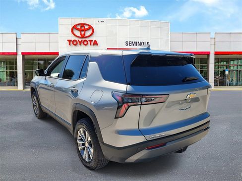 Used 2025 Chevrolet Equinox LT image 4