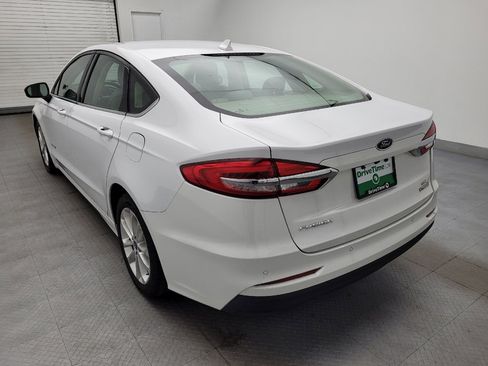 Used 2019 Ford Fusion SE image 5