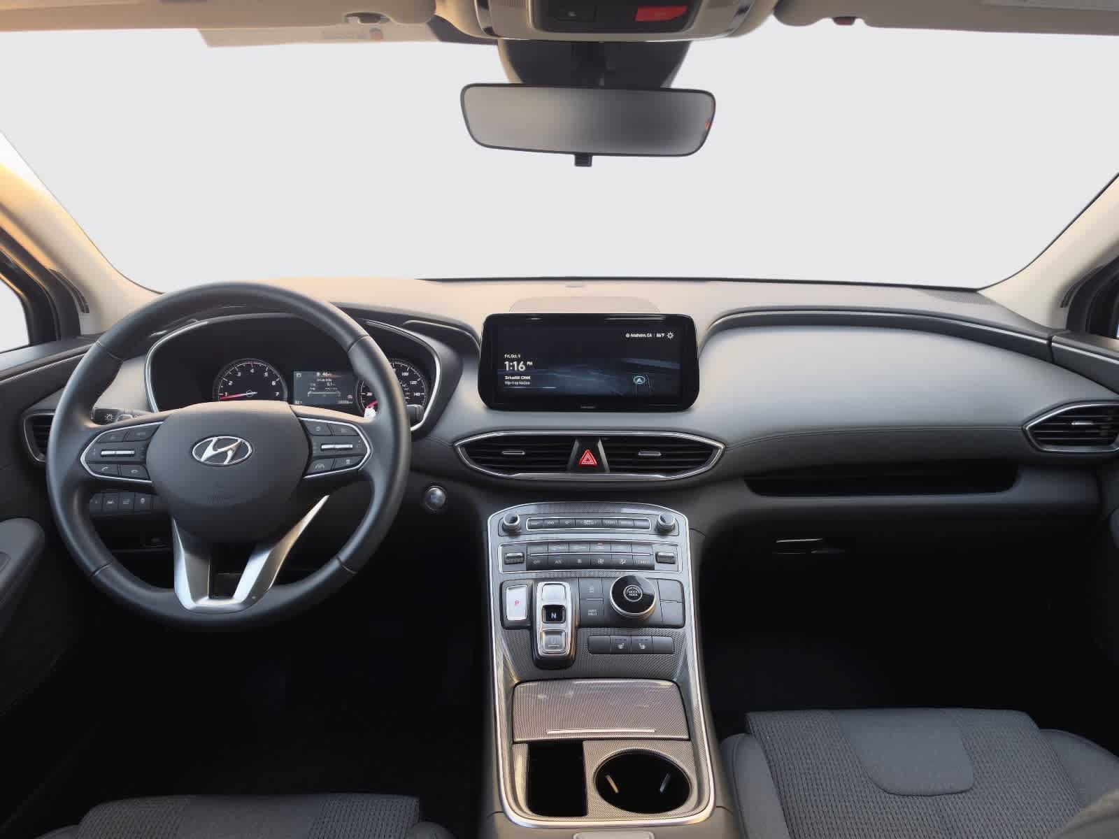 Used 2023 Hyundai Santa Fe SEL FWD image 6