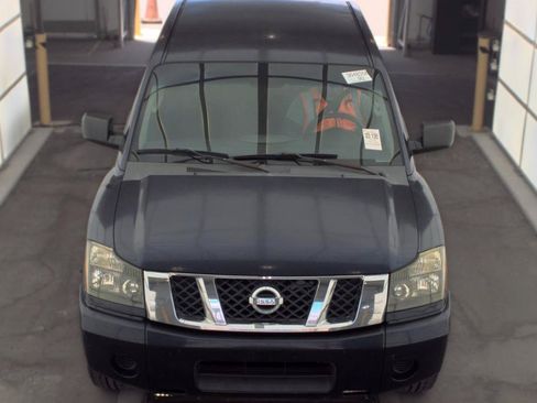 Used 2009 Nissan Titan XE w/ XE Popular Equipment Pkg RWD image 2