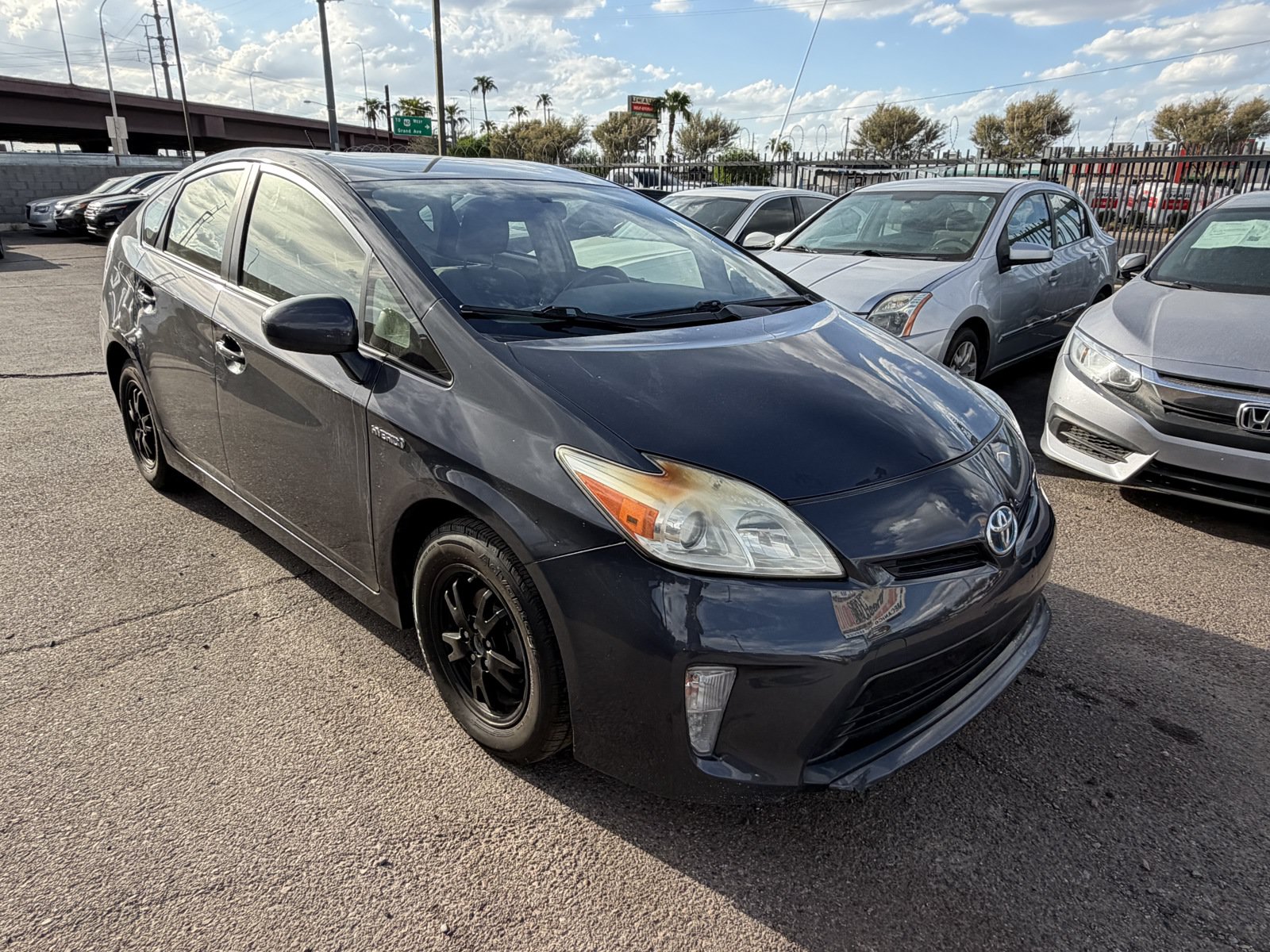 Used 2015 Toyota Prius Two FWD image 5
