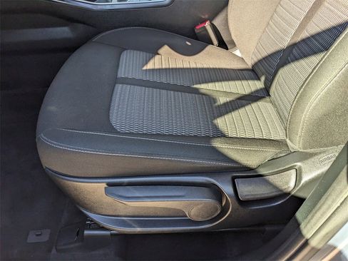 Certified 2023 Kia Sorento LX image 24