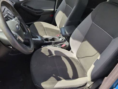 Used 2014 Ford Focus SE FWD image 14