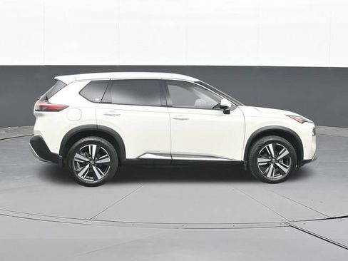 Used 2022 Nissan Rogue Platinum w/ Head-Up Display Package FWD image 17