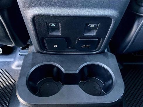 Used 2022 Ford Bronco Badlands image 25