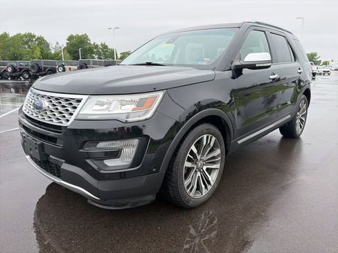 Used 2016 Ford Explorer Platinum AWD/4WD image 2