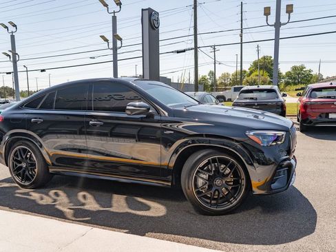 Used 2024 Mercedes-Benz GLE 53 AMG 4MATIC Coupe w/ Driver Assistance Package image 11