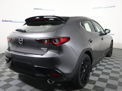 New 2026 MAZDA MAZDA3 Hatchback w/Premium Plus Pkg image 4