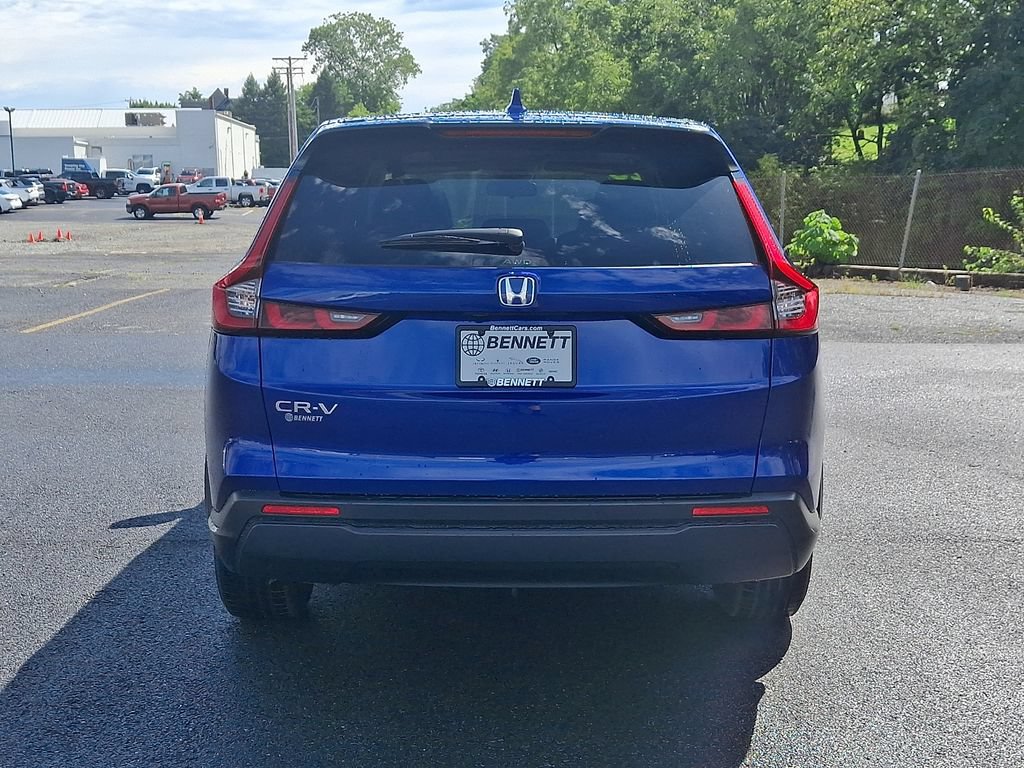 Used 2025 Honda CR-V EX image 5