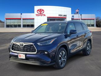 Used 2022 Toyota Highlander XLE video 2
