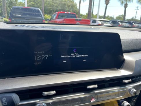 Used 2023 Kia Telluride S FWD image 23