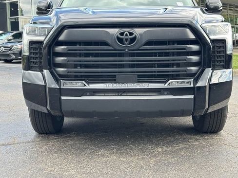 Used 2024 Toyota Tundra Limited AWD/4WD image 2