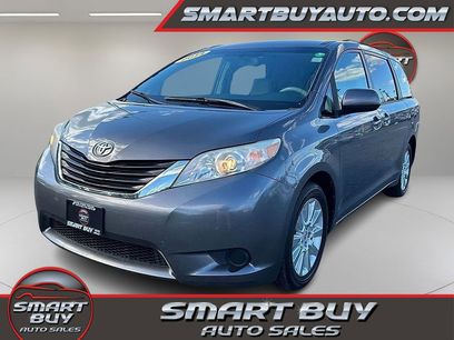 Used 2014 Toyota Sienna LE