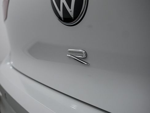 Used 2025 Volkswagen Golf w/ Euro Style Package AWD/4WD image 21