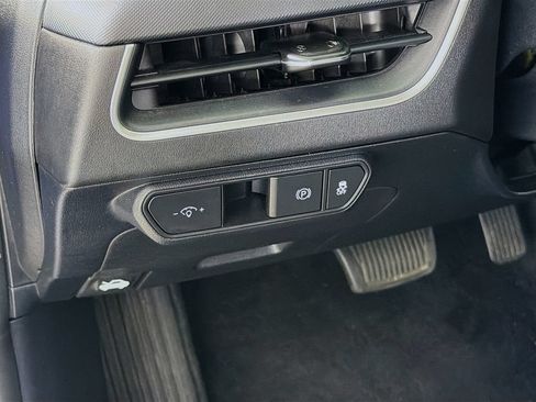 Used 2025 Kia K4 FWD image 13