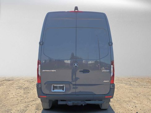 Used 2026 Mercedes-Benz Sprinter 2500 image 4