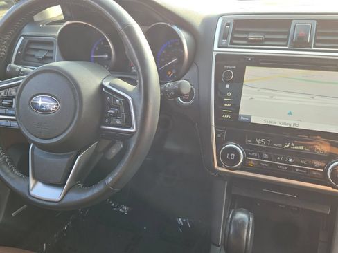 Used 2018 Subaru Outback 3.6R Touring AWD/4WD image 9
