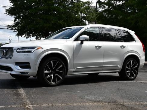 Certified 2023 Volvo XC90 B6 Plus w/ Protection Package Premier AWD/4WD image 3