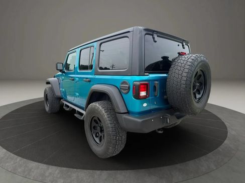 Used 2019 Jeep Wrangler Unlimited Sport S AWD/4WD image 3