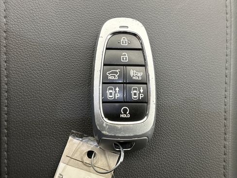 Used 2022 Hyundai Tucson Limited AWD/4WD image 24