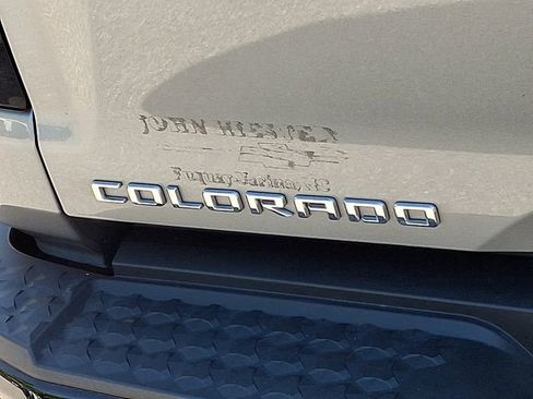 Used 2024 Chevrolet Colorado Trail Boss w/ Technology Package AWD/4WD image 36