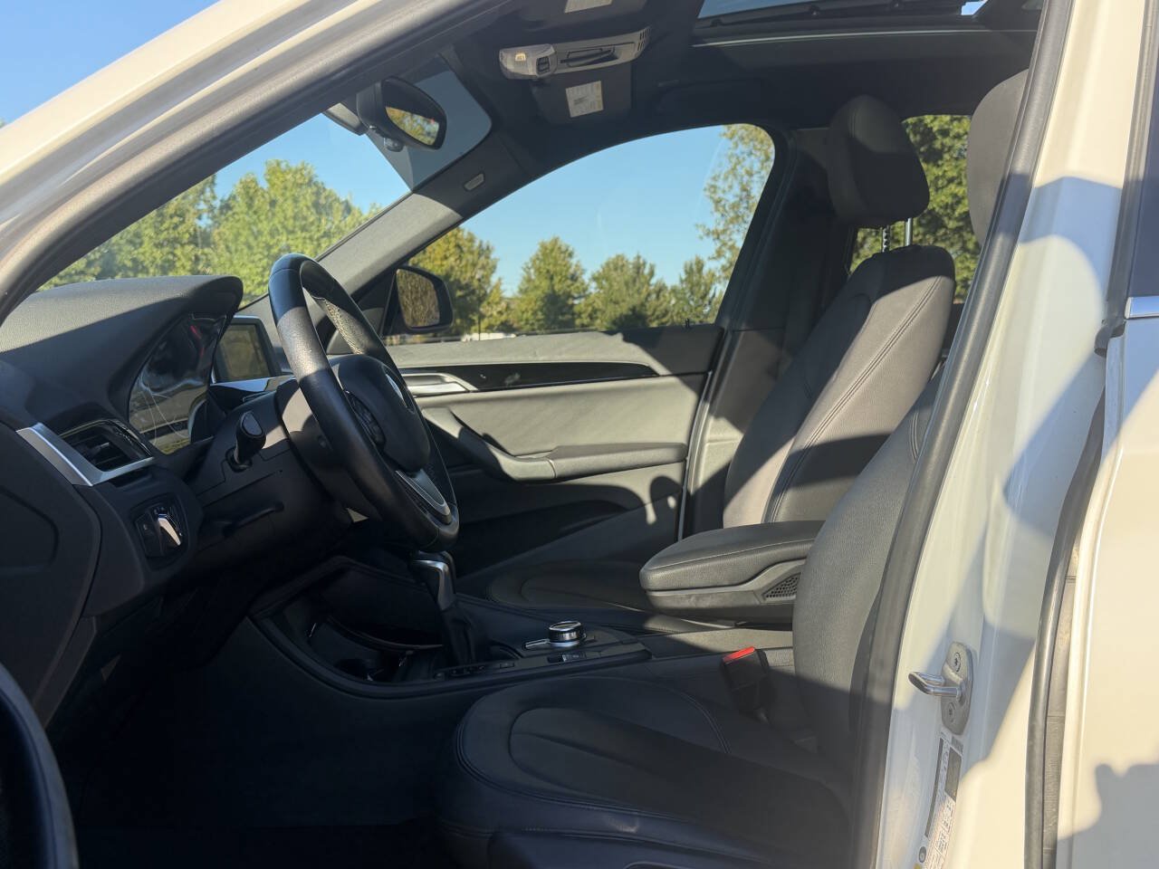 Used 2017 BMW X1 xDrive28i AWD/4WD image 8