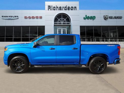 Used 2026 Chevrolet Silverado 1500 Custom w/ Turbomax Blackout Package AWD/4WD image 3