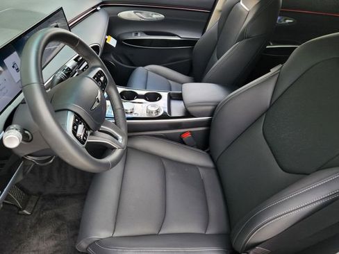 Used 2026 Genesis GV70 2.5T AWD/4WD image 9