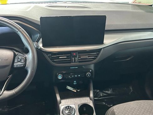 Used 2023 Ford Escape Active w/ Tech Pack #2 FWD image 10