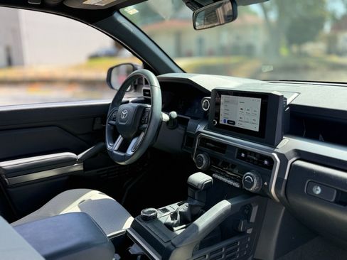 Used 2025 Toyota 4Runner SR5 RWD image 25