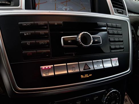 Used 2016 Mercedes-Benz GL 450 4MATIC image 16