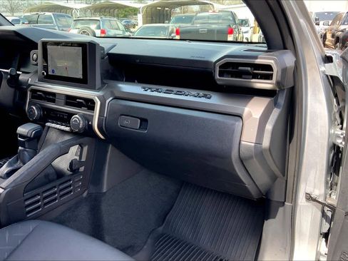 Used 2024 Toyota Tacoma SR5 image 18