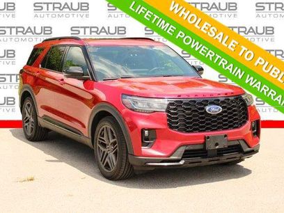 Used 2025 Ford Explorer ST