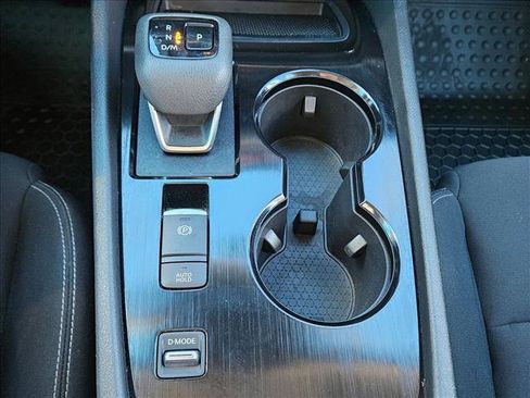 Used 2024 Nissan Rogue S image 12