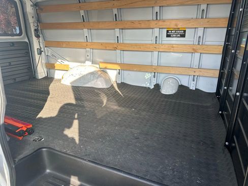 Used 2019 Chevrolet Express 2500 w/ Driver Convenience Package image 13