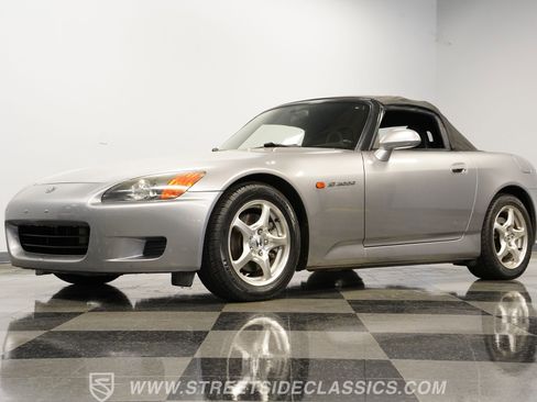 Used 2001 Honda S2000 image 22