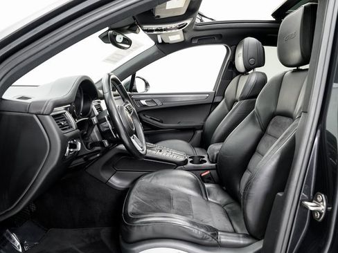 Used 2017 Porsche Macan GTS image 6