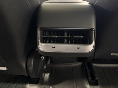 Used 2023 Tesla Model 3 Standard Range RWD image 38