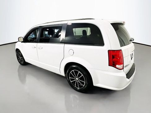 Used 2018 Dodge Grand Caravan GT image 6
