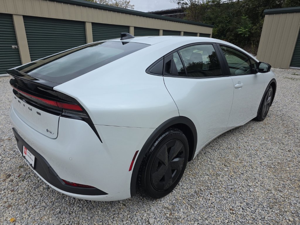 Certified 2026 Toyota Prius LE FWD image 6