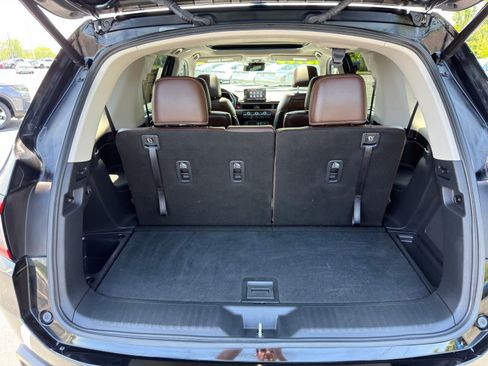 Used 2024 Honda Pilot Elite image 32