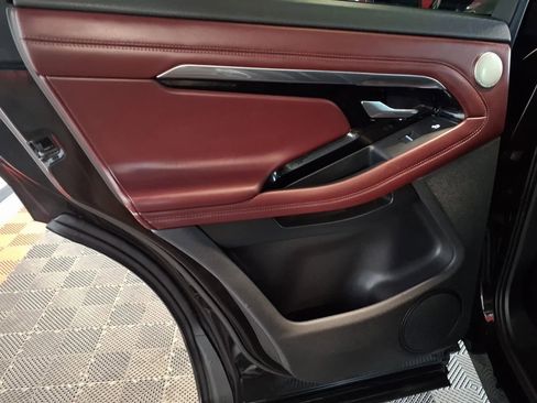 Used 2020 Land Rover Range Rover Evoque R-Dynamic HSE image 15