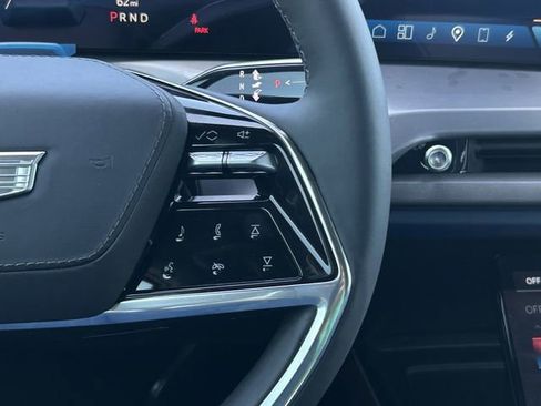 New 2026 Cadillac Vistiq Premium Luxury image 15