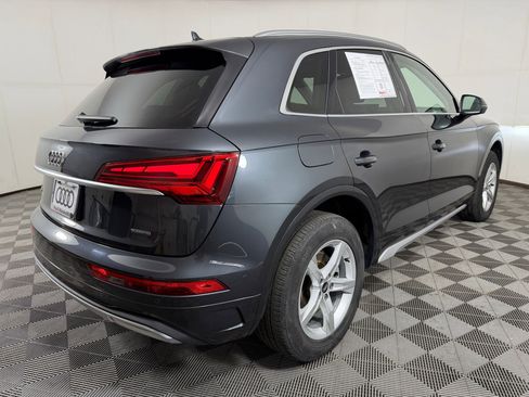 Used 2023 Audi Q5 2.0T Premium w/ Convenience Package AWD/4WD image 9