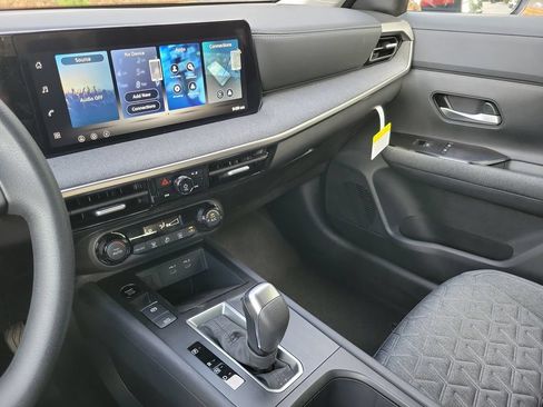 New 2026 Nissan Kicks SV FWD image 31