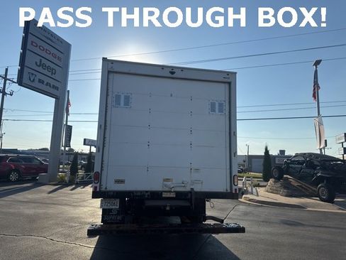 Used 2018 Chevrolet Express 3500 image 20